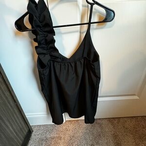 black ruffle tank top size small